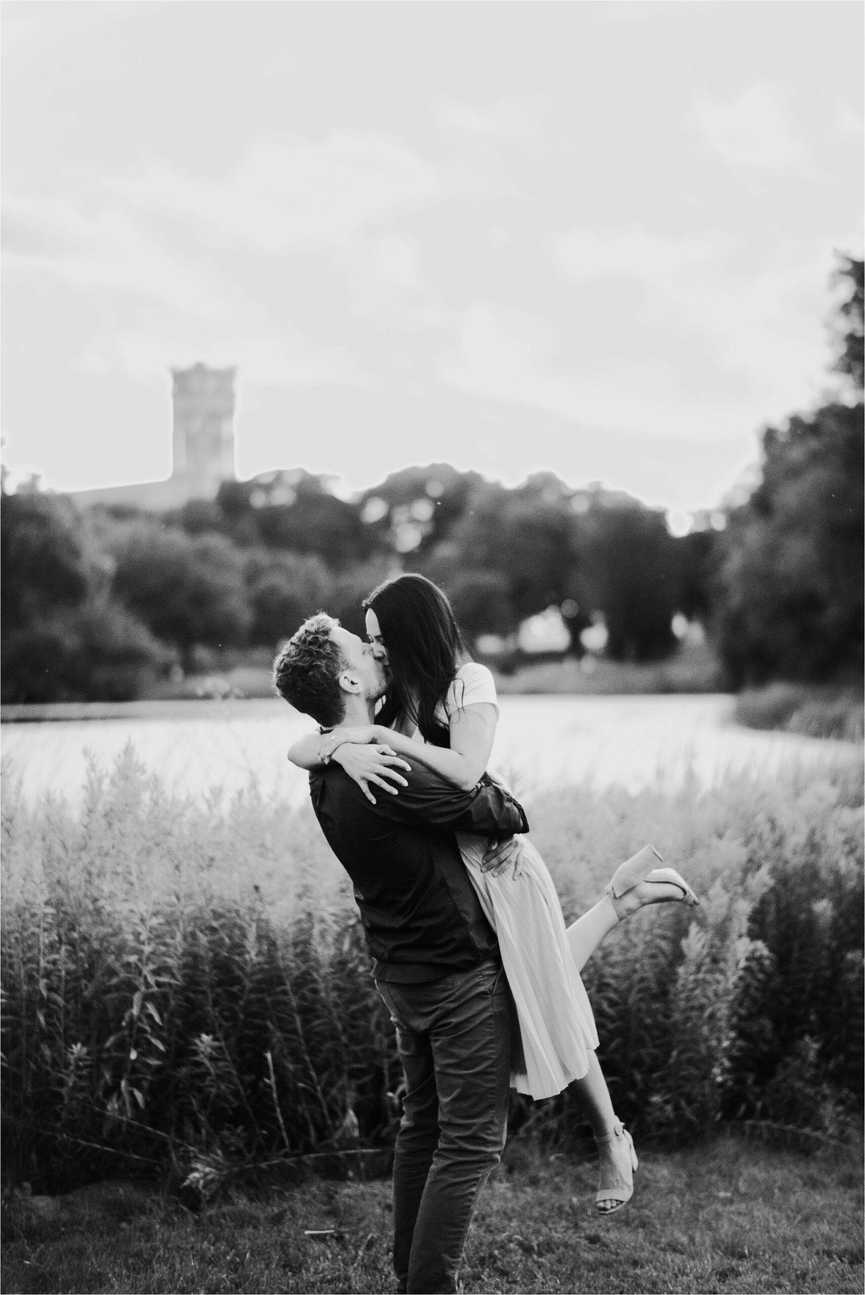 North Loop and Loring Park Minneapolis Engagement_4699.jpg